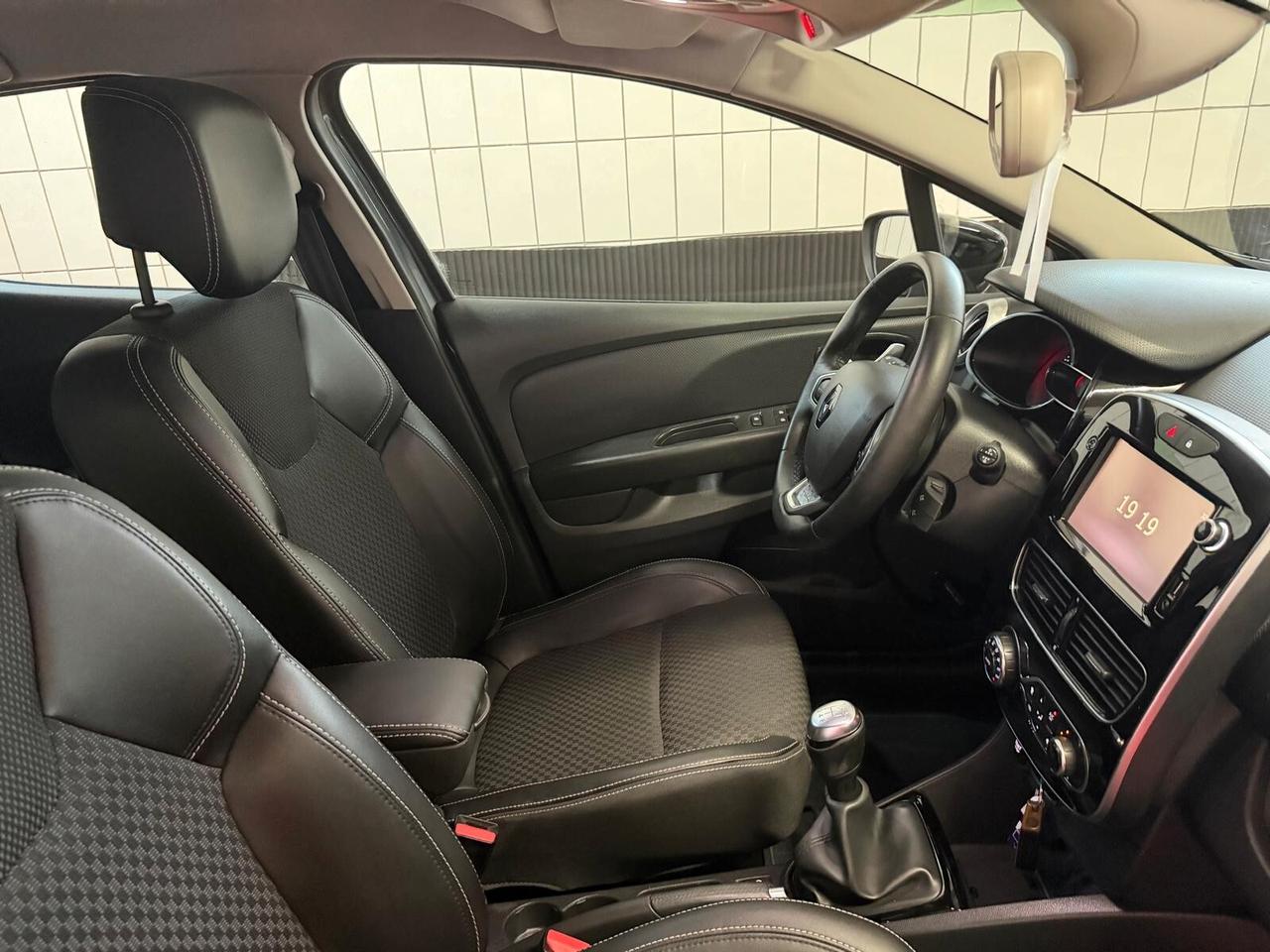 Renault Clio dCi 8V 75 CV Start&Stop 5 porte Energy Duel