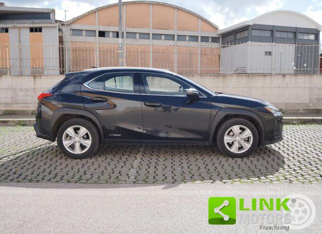 LEXUS UX 250h Hybrid Business