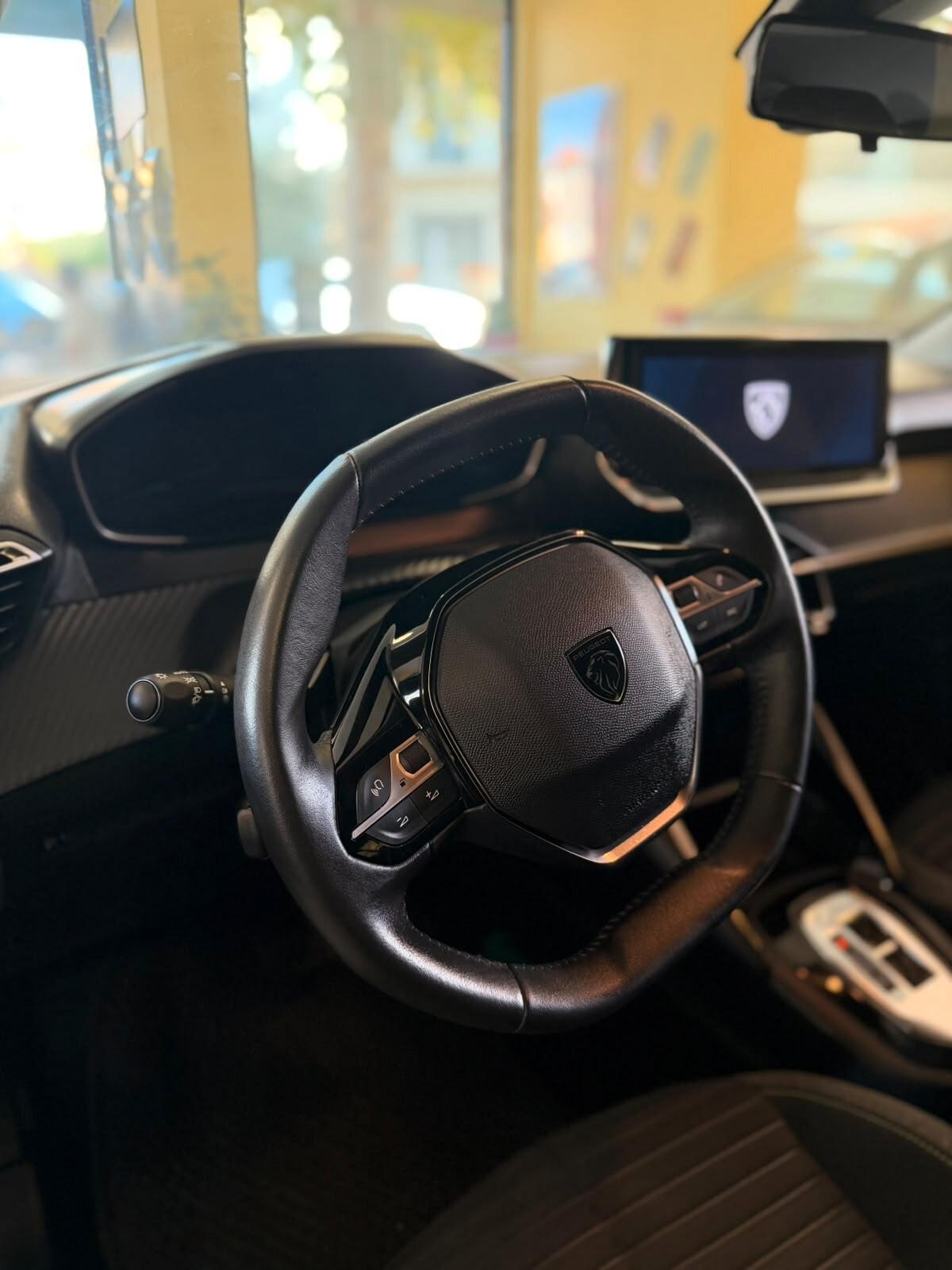 Peugeot 208 Hybrid 100 e-DCS6 Allure