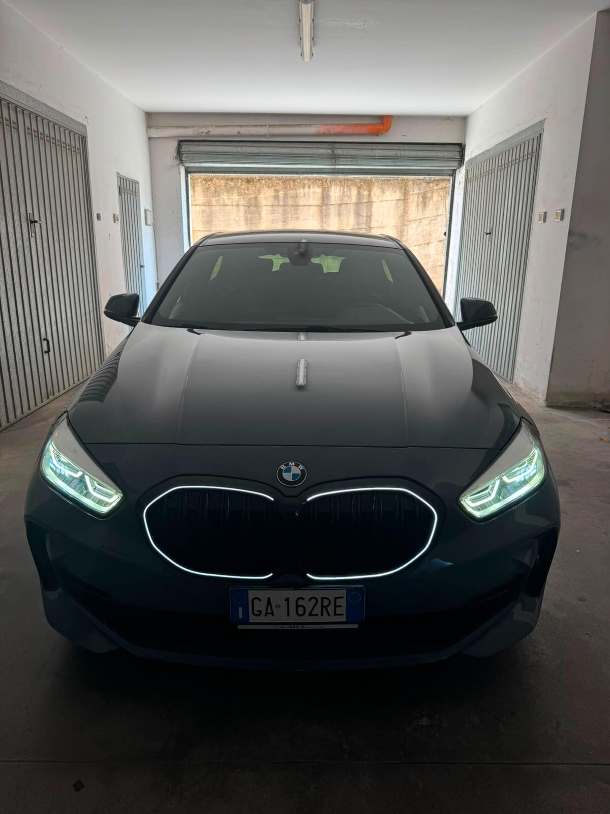 Bmw 116 116d 5p. Msport