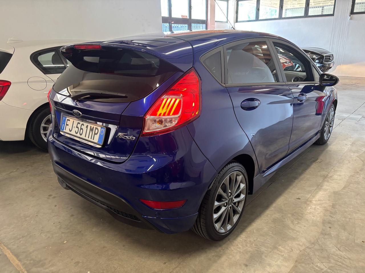 Ford Fiesta 1.0 BENZINA ST-Line