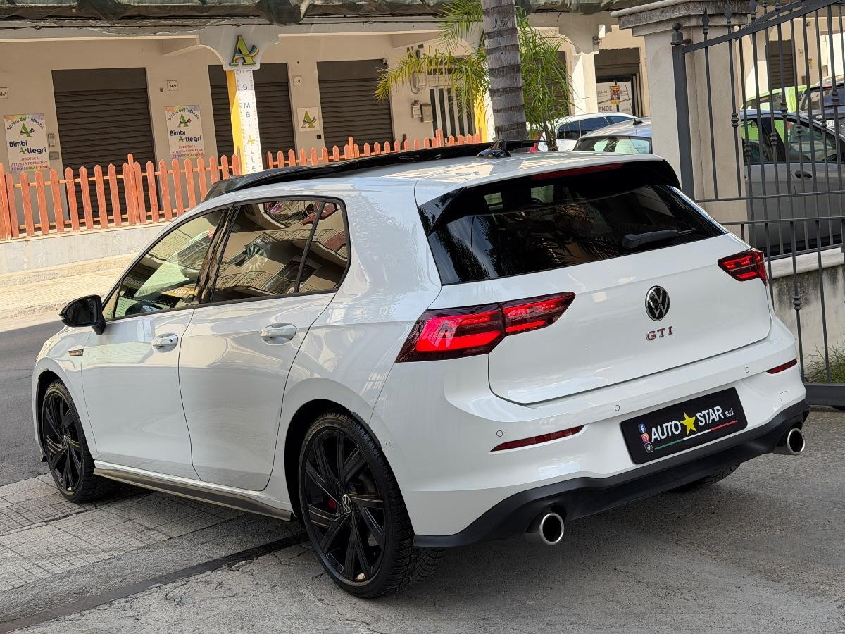 Volkswagen Golf 8 GTI 2.0 TSI 245 CV