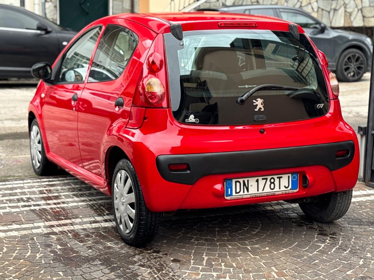 Peugeot 107 1.0 68CV 5p. Sweet Years