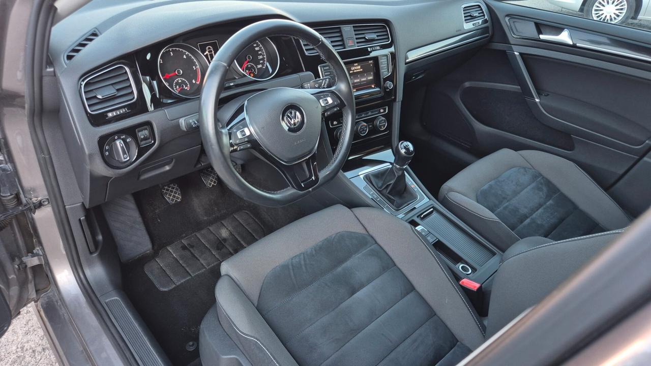 Volkswagen Golf 1.6 TDI 5p. Highline BlueMotion Technology