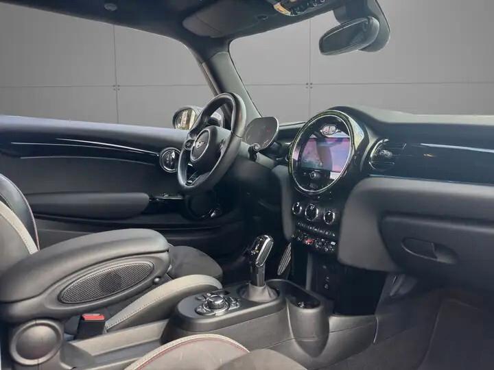 Mini John Cooper Works Coupe UNIPRO-MINI RATA 490€