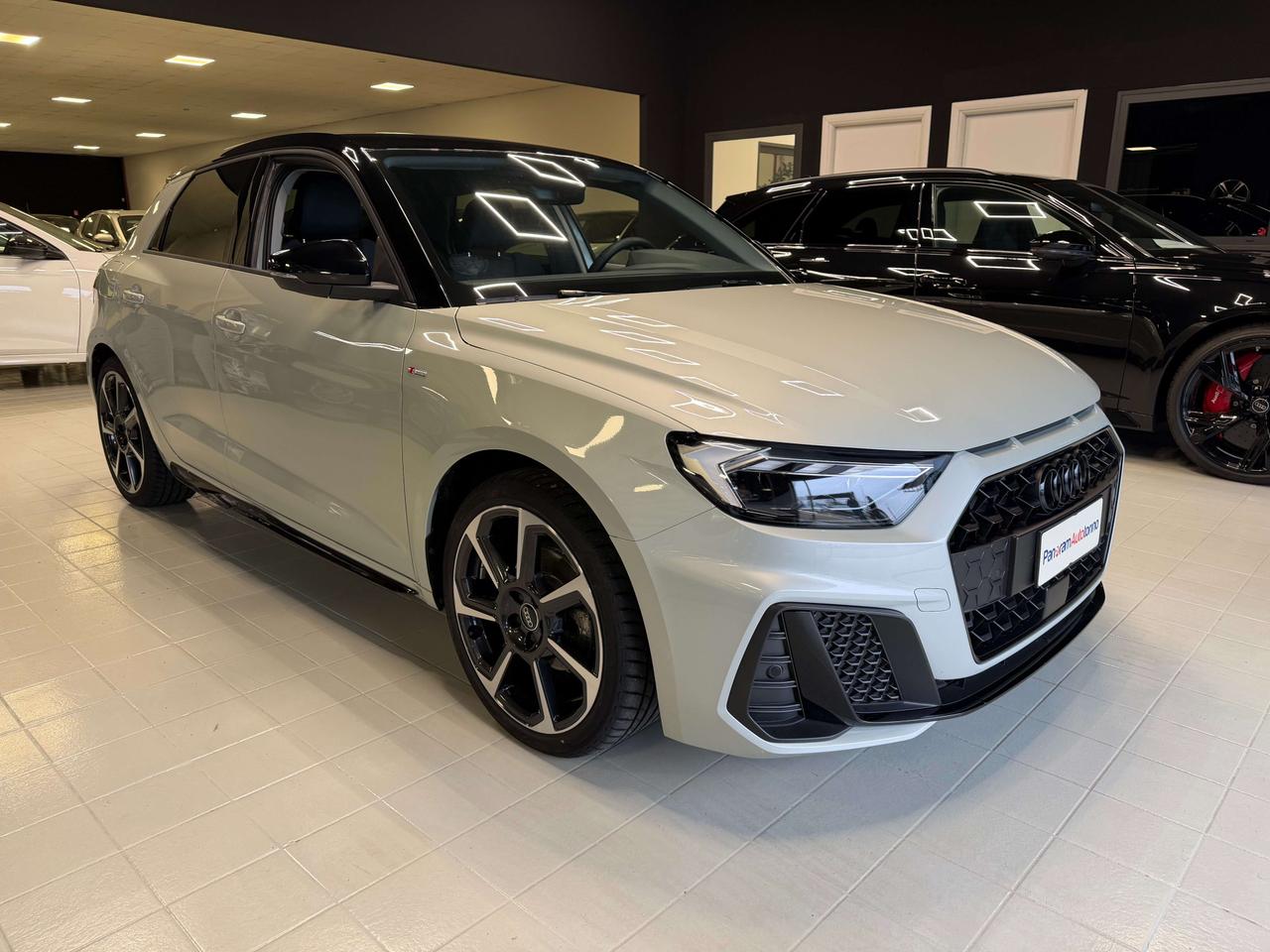 Audi A1 A1 Sportback 30 1.0 tfsi Identity Black 116cv s-tronic