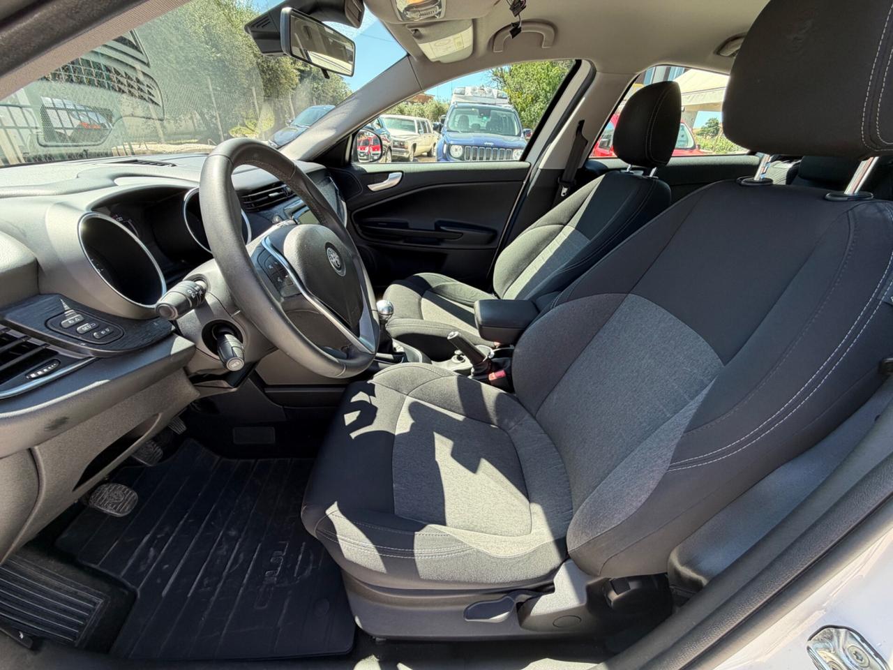 Alfa Romeo Giulietta 1.6 JTDm 120 CV