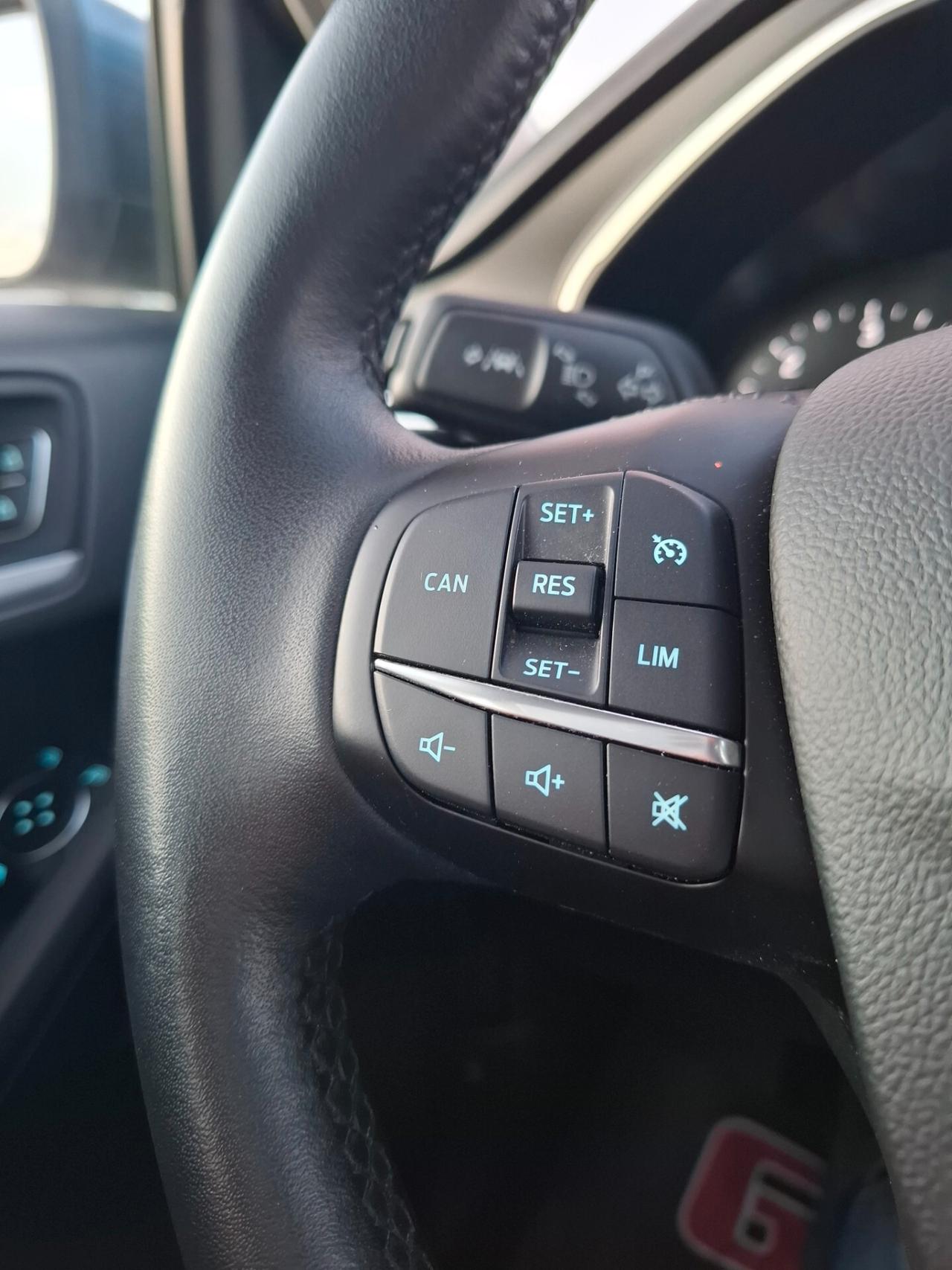 Ford Focus 1.5 TDCI 120cv SW *NAVY-LED-CAM*