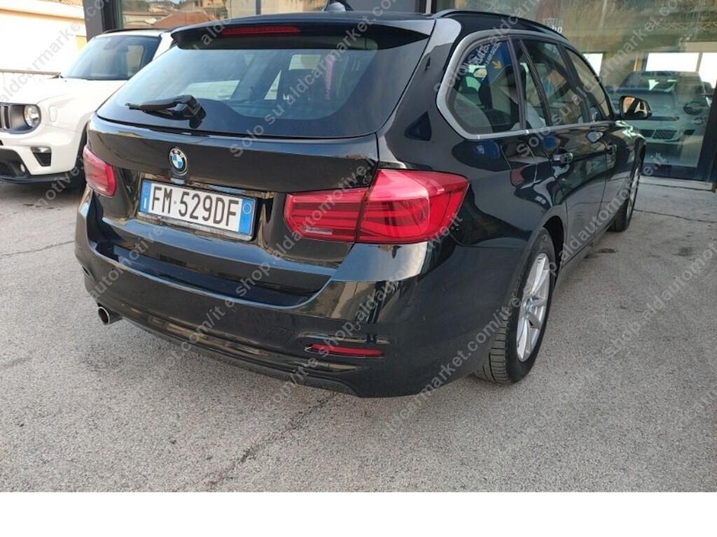 Bmw 318d Touring 150cv Aut. *FULL OPT.* da VETRINA