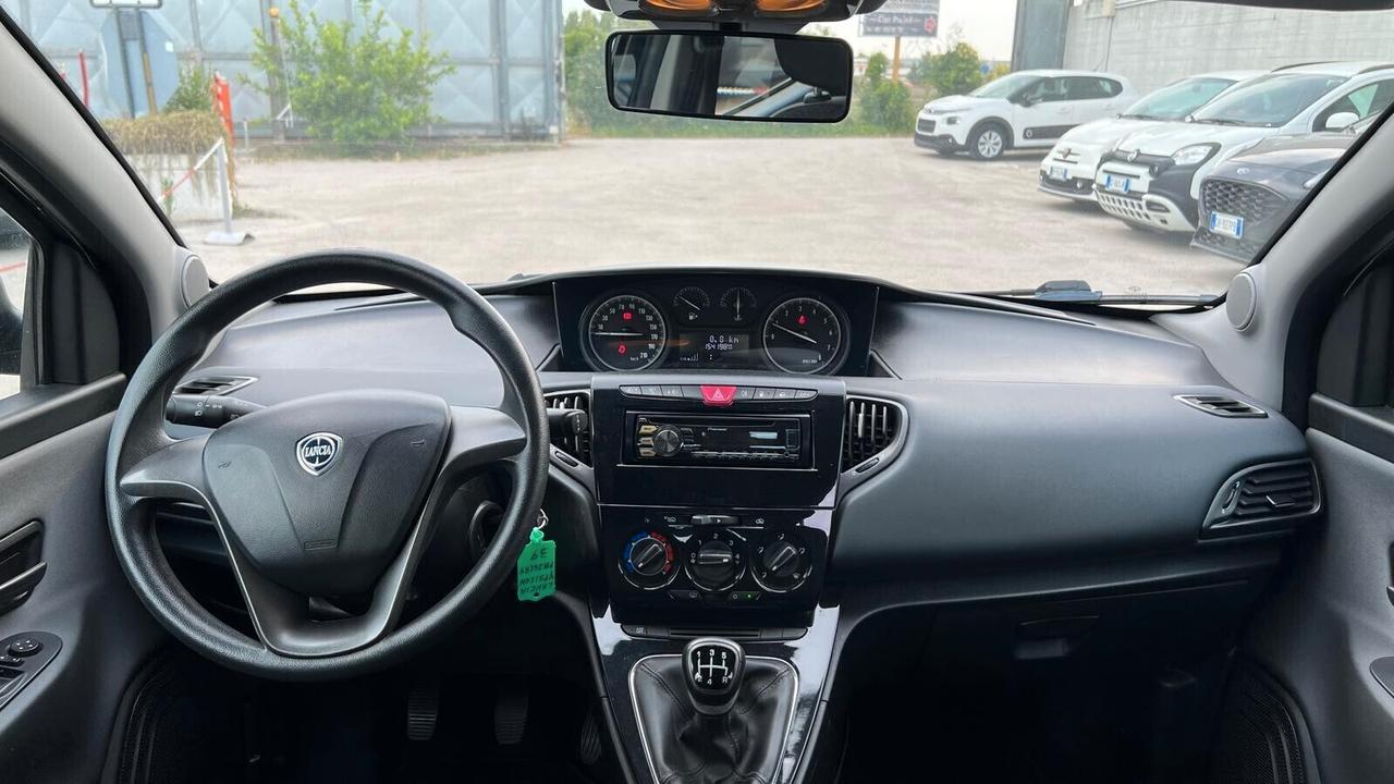 Lancia Ypsilon 0.9 TwinAir 85 CV 5 porte Metano Ecochic Mya