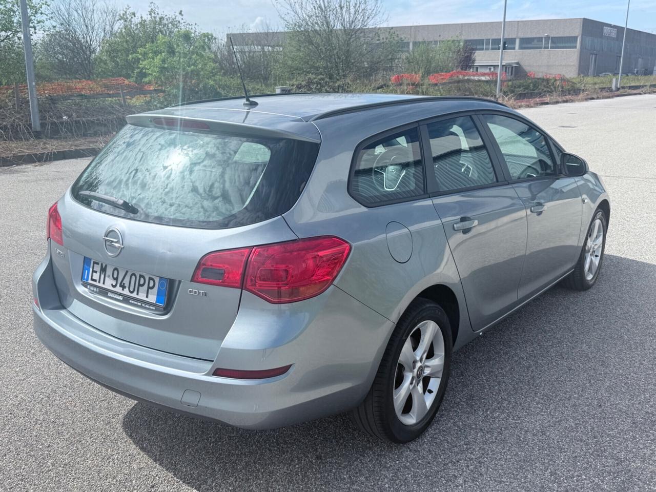 Opel Astra 1.7 CDTI 110CV Sports Tourer Cosmo
