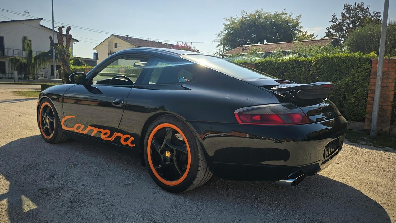 Porsche 911 996 Carrera Coupé - IMPECCABILE