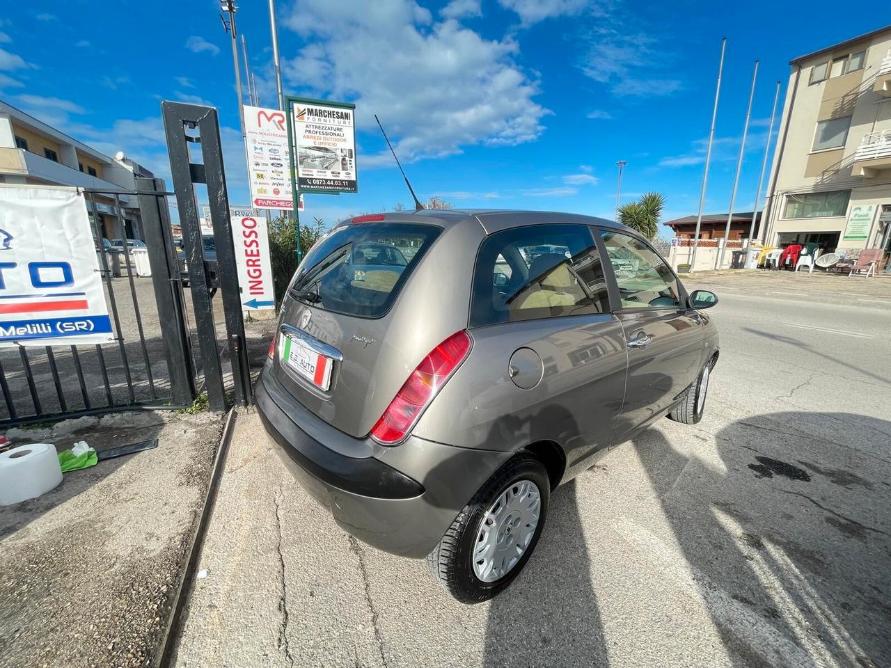 Lancia Ypsilon 1.3 Multijet 16V Platino