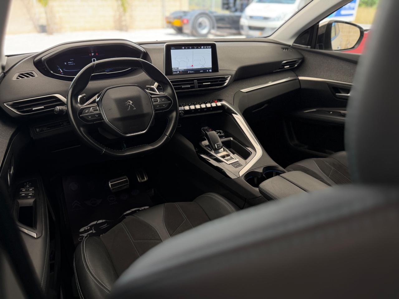 Peugeot 3008 BlueHDi 130 S&S EAT8 Crossway