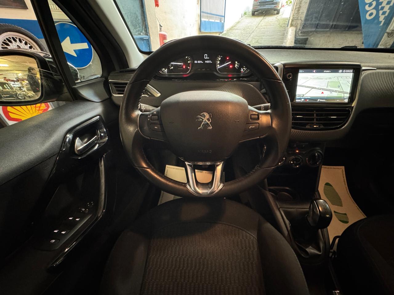 Peugeot 208 PureTech 82 Stop&Start 5 porte Signature