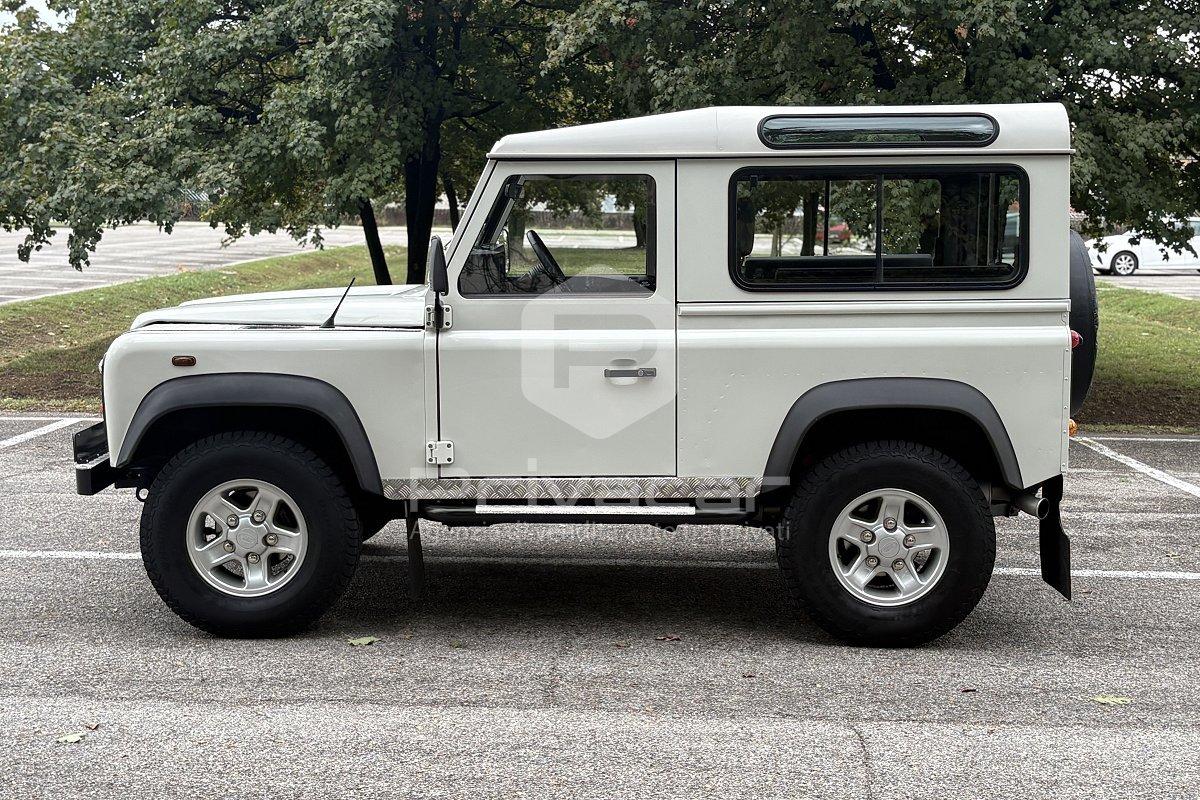 LAND ROVER Defender 90 2.5 Td5 Station Wagon S