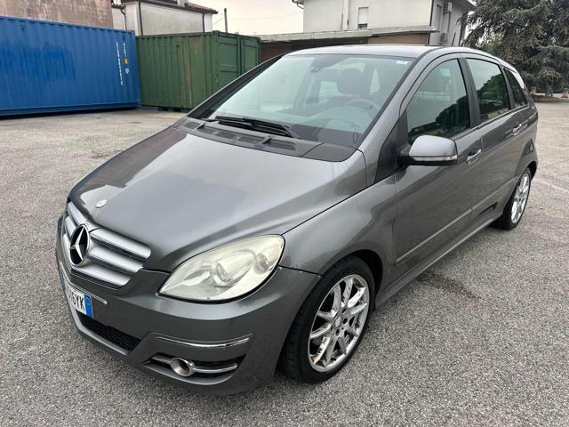 MERCEDES-BENZ B 180 CDI Premium senza nessun lavoro da fare