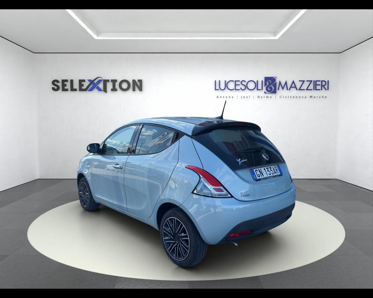 LANCIA Ypsilon 3ª serie - Ypsilon 1.0 FireFly 5 porte S&S Hybrid Si