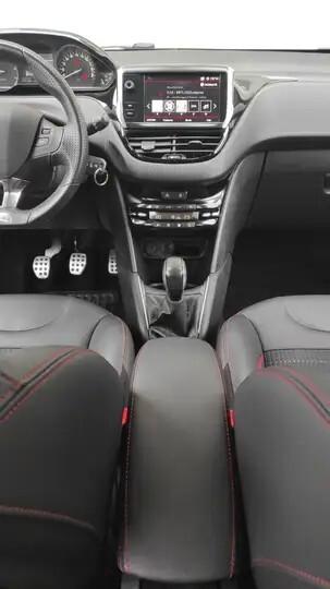 Peugeot 208 PureTech Turbo 110 S&S 5 porte GT Line