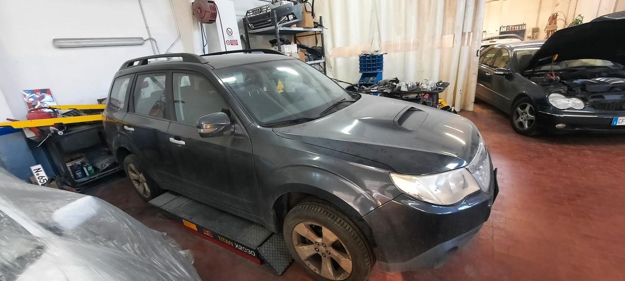 Subaru Forester 2.0D MOTORE CON PROBLEMI