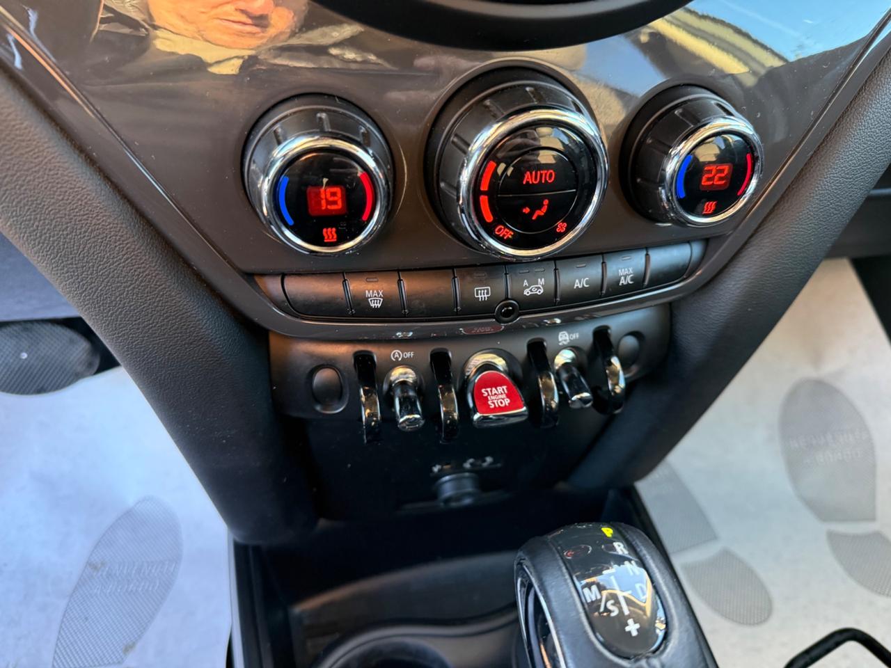 Mini Cooper Countryman 1.5 Hype GANCIO TRAINO