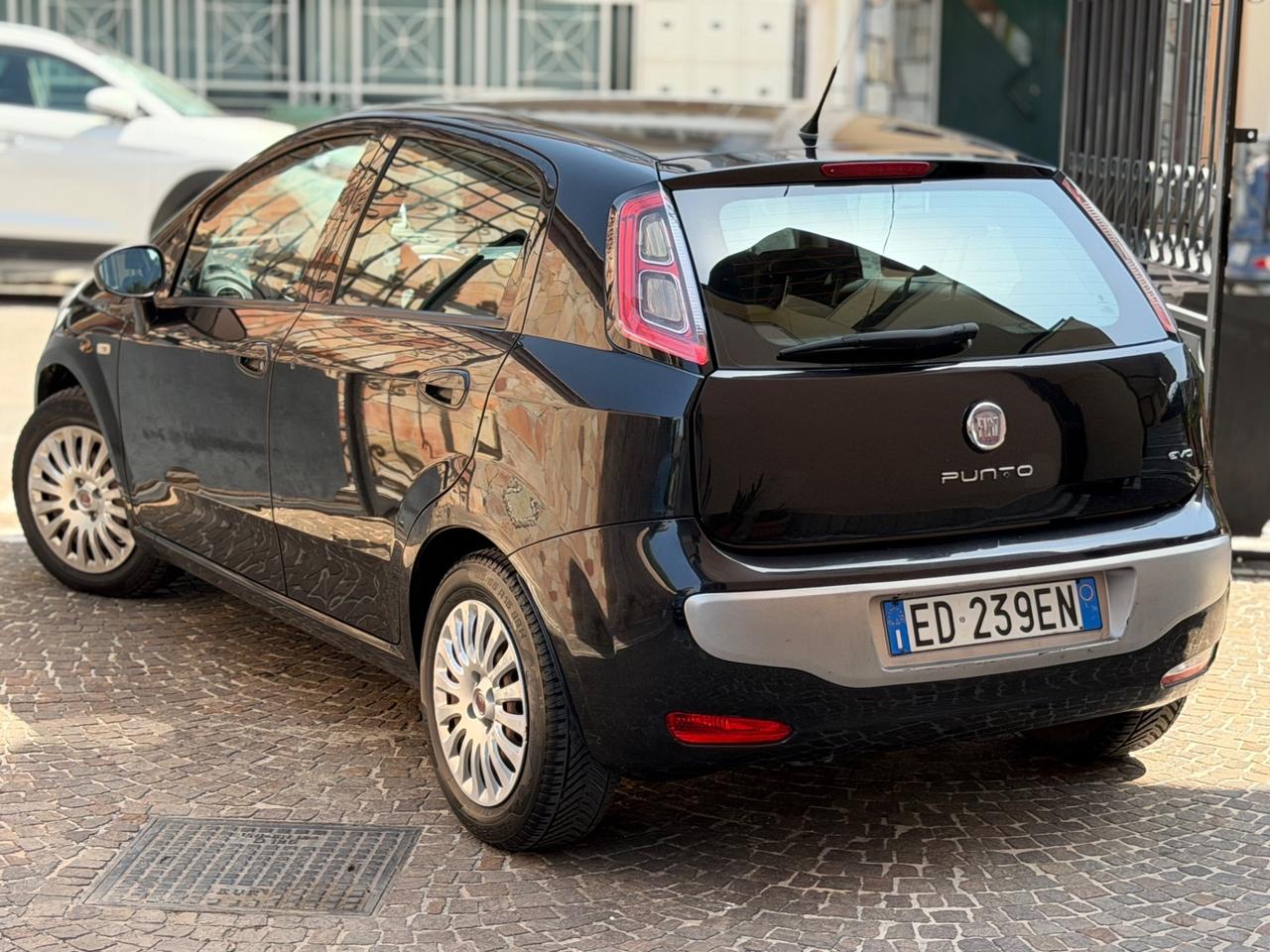 Fiat Punto Evo 1.4 5 porte Dynamic GPL