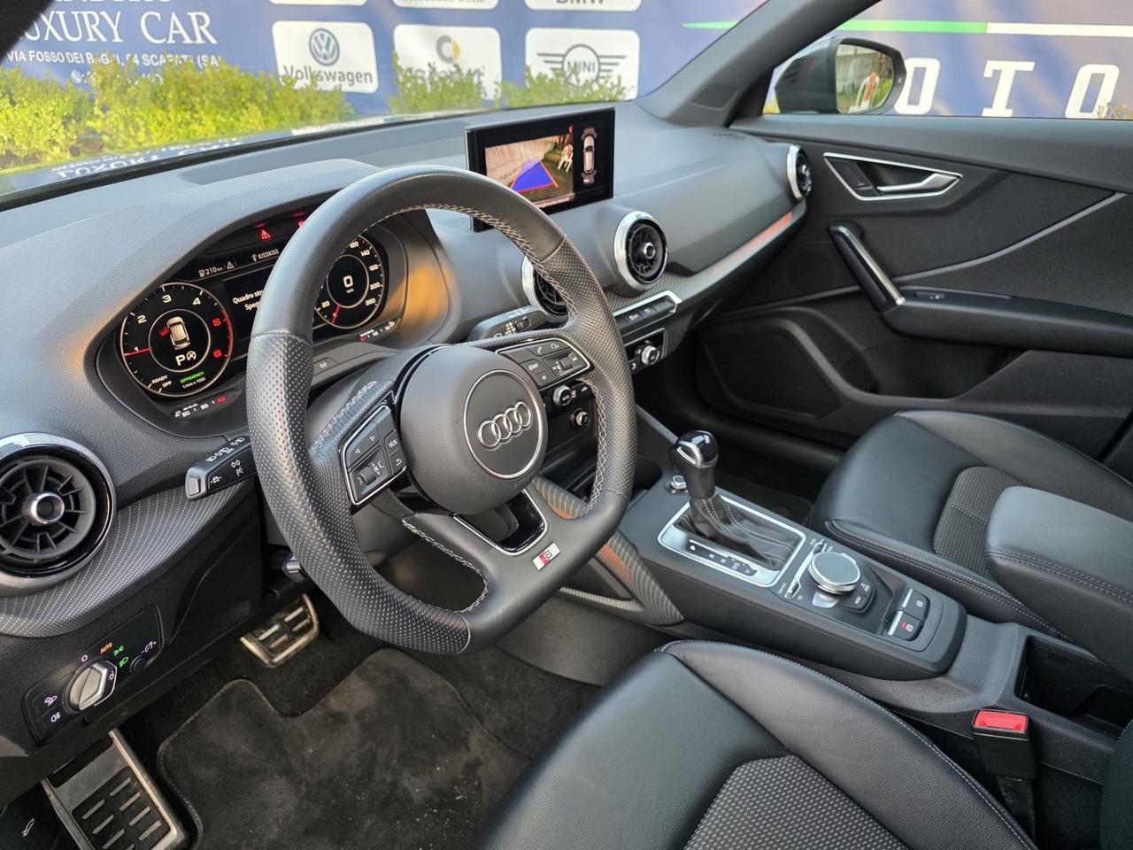 AUDI Q2 3X S-LINE BLACK EDITION