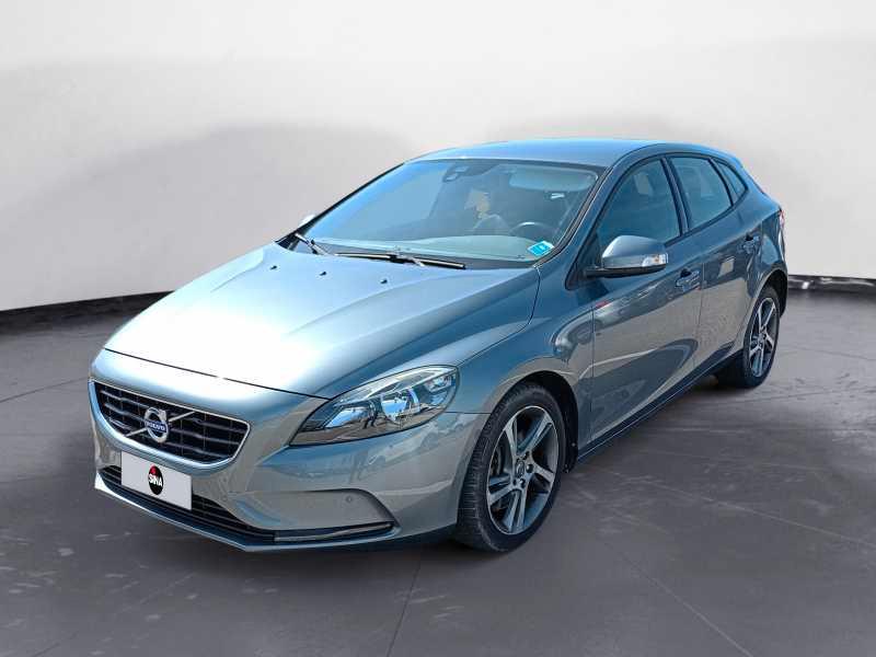 VOLVO V40 2.0 d2 Momentum geartronic my17