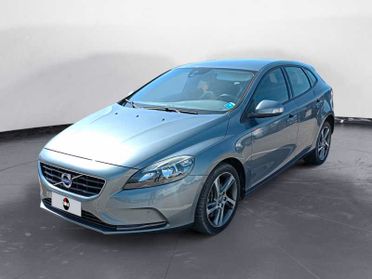 VOLVO V40 2.0 d2 Momentum geartronic my17