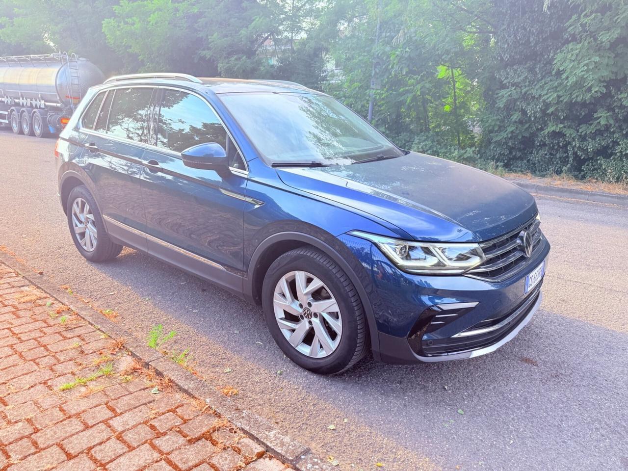 TIGUAN - 2024 2.0 TDI DSG FULL OPTIONAL OK PERMUTE