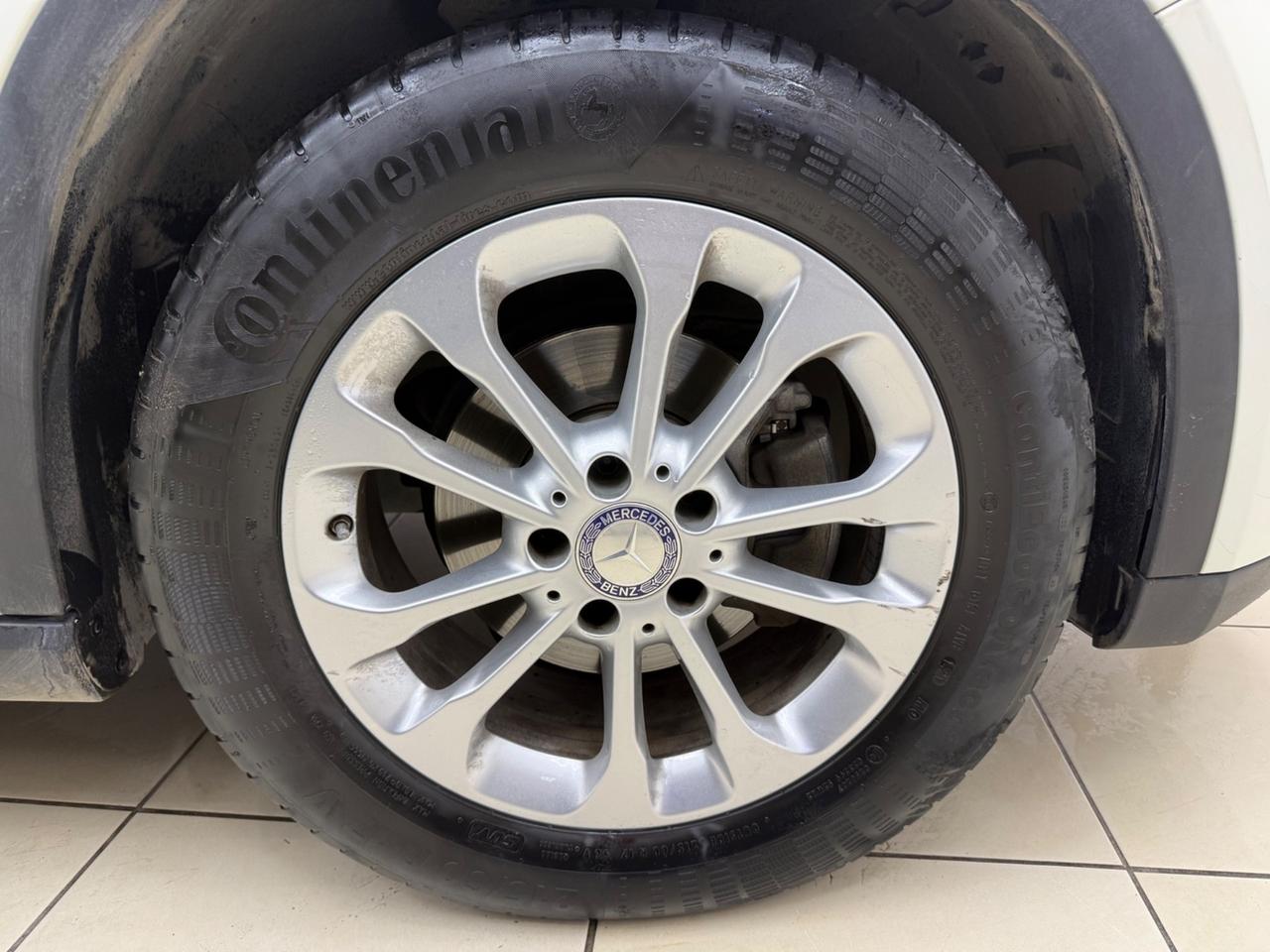 Mercedes-benz GLA 200 180 d Sport ITA UFF COME NUOVA