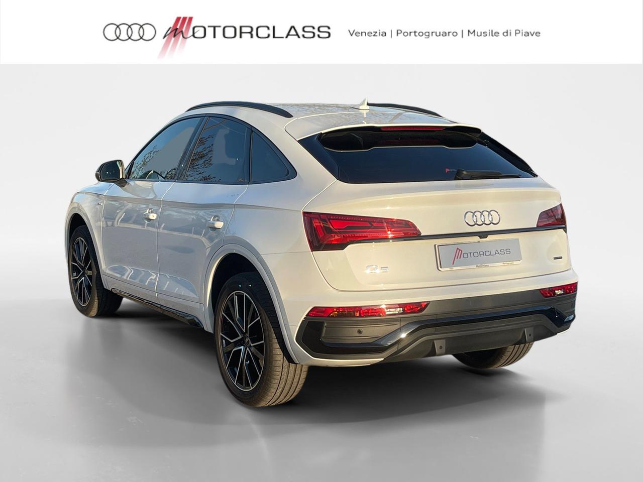 Audi Q5 sportback 40 2.0 tdi mhev 12v s line plus quattro s tronic