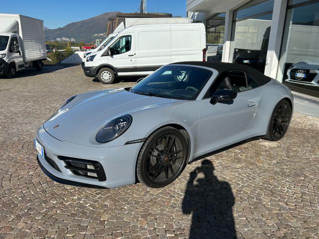 PORSCHE 911 Carrera 4 GTS Cabriolet