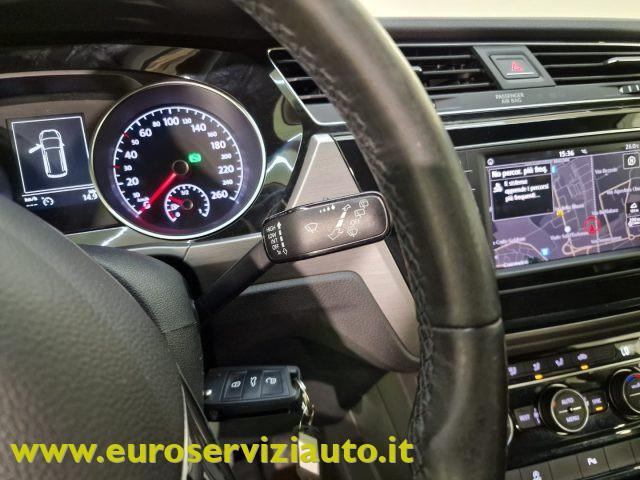 VOLKSWAGEN Touran 1.6 TDI 115 CV SCR DSG Comfortline BlueMotion Tech