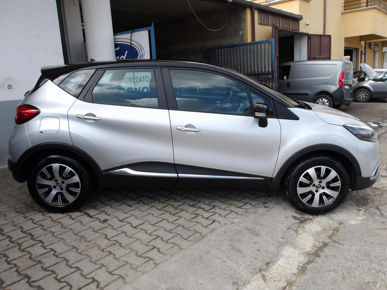Renault Captur 1.5 dci Intens (energy r-link) 90cv edc E6