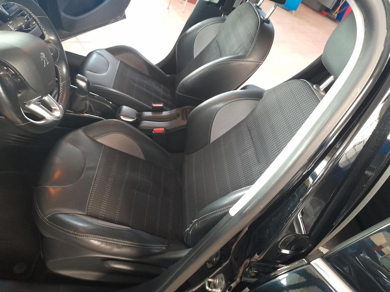 Peugeot 2008 PureTech Turbo 110 EAT6 S&S Allure