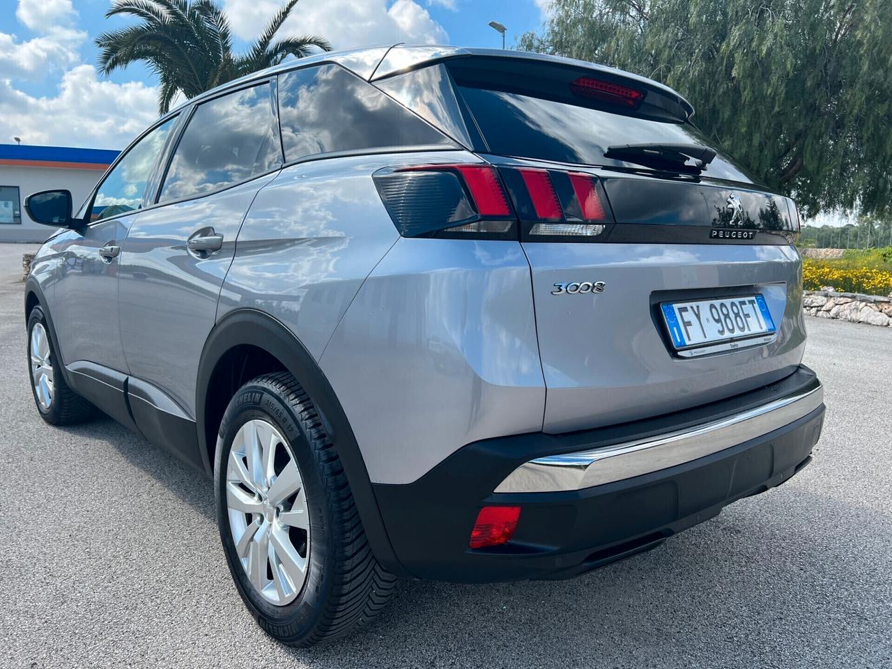 Peugeot 3008 BlueHDi 130 S&S Business