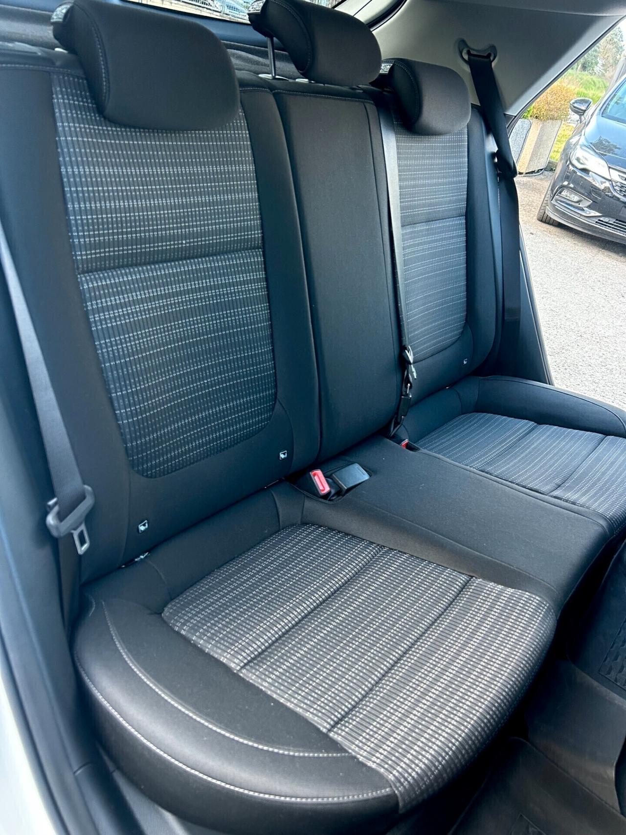 Kia Stonic 1.2 MPI Style