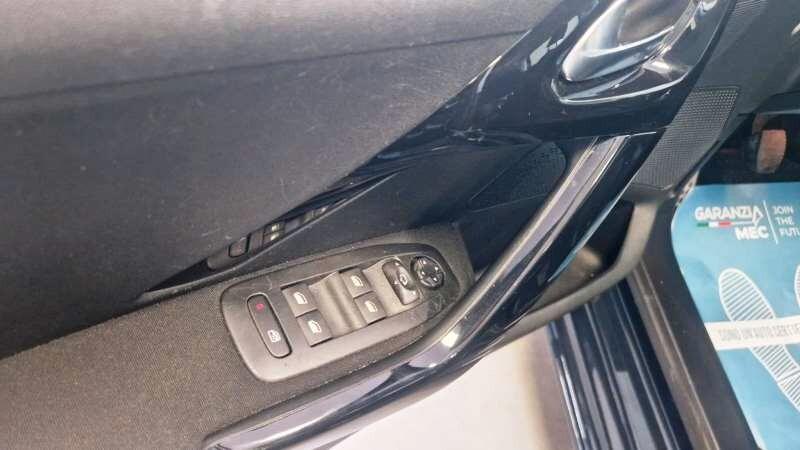 Peugeot 208 1.2 Puretech 82 CV Allure
