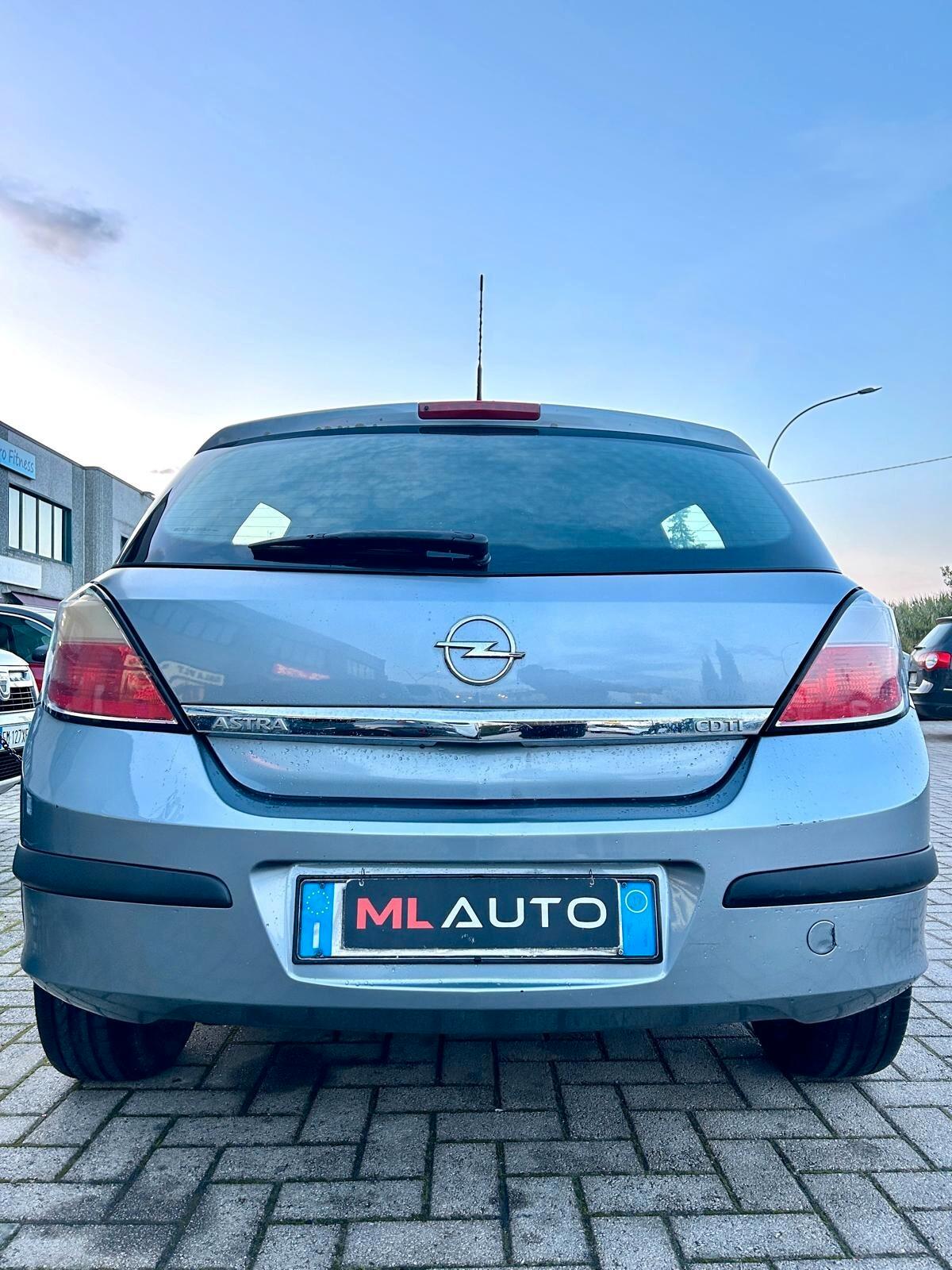 Opel Astra 1.3 CDTI 5 porte Enjoy - OK NEOPATENTATO