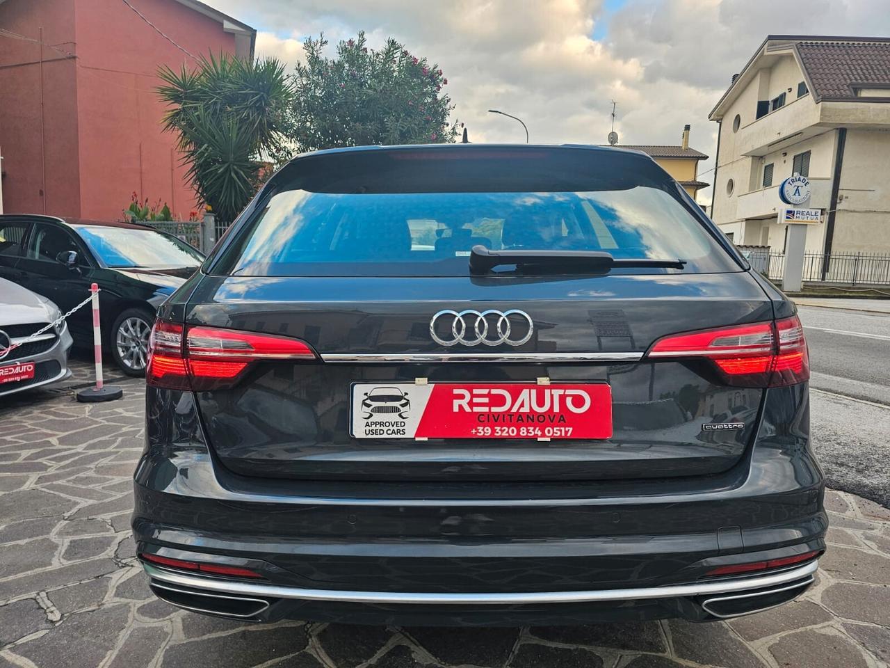 Audi A4 40 TDI quattro S tronic Business Advanced