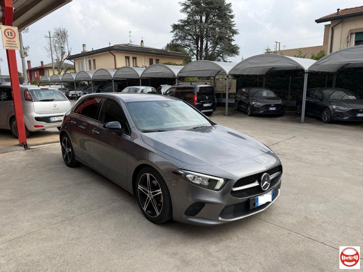 MERCEDES - Classe A A 180 d Sport auto
