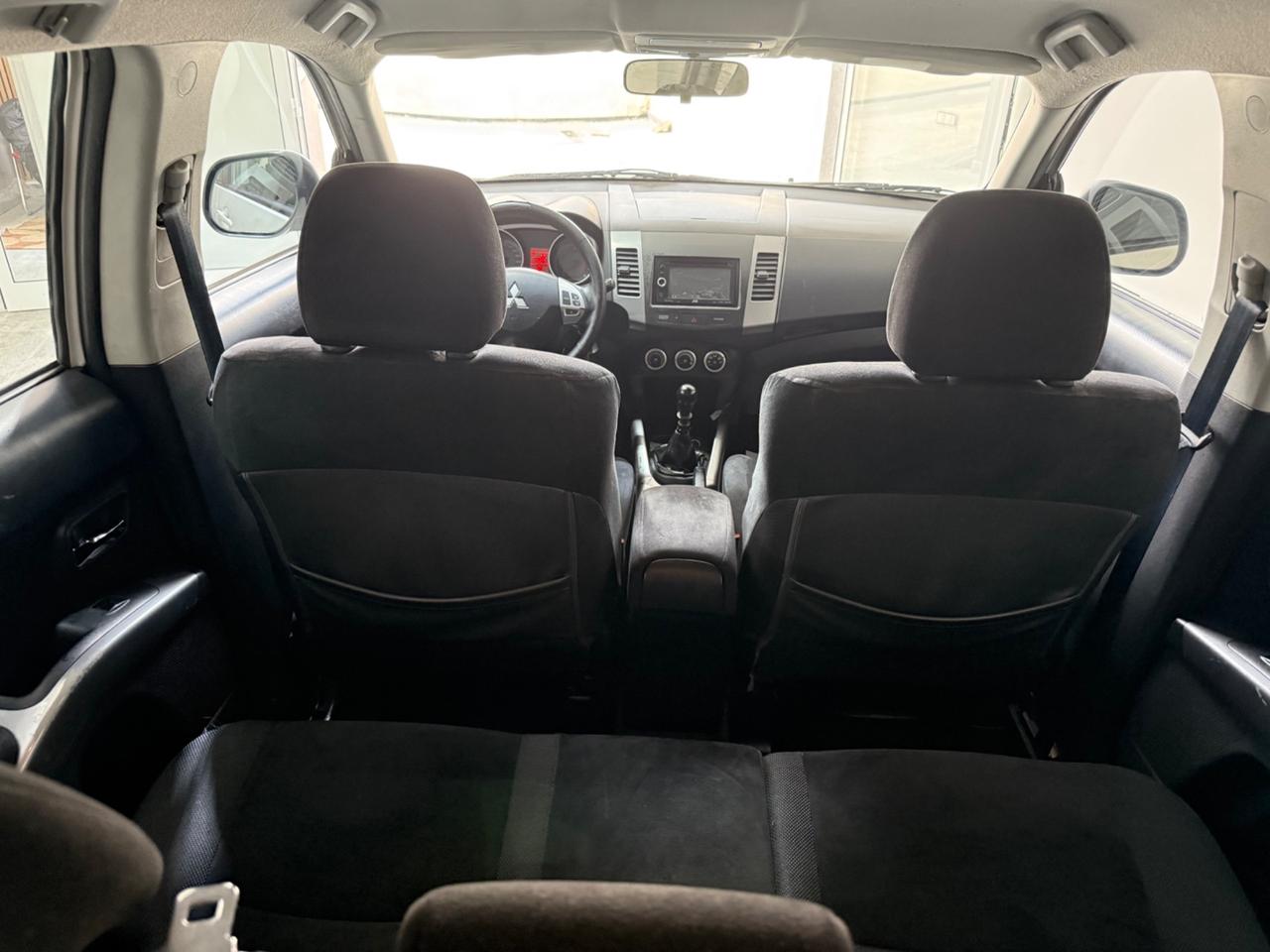 Mitsubishi Outlander 2.0 DI-D Invite DPF