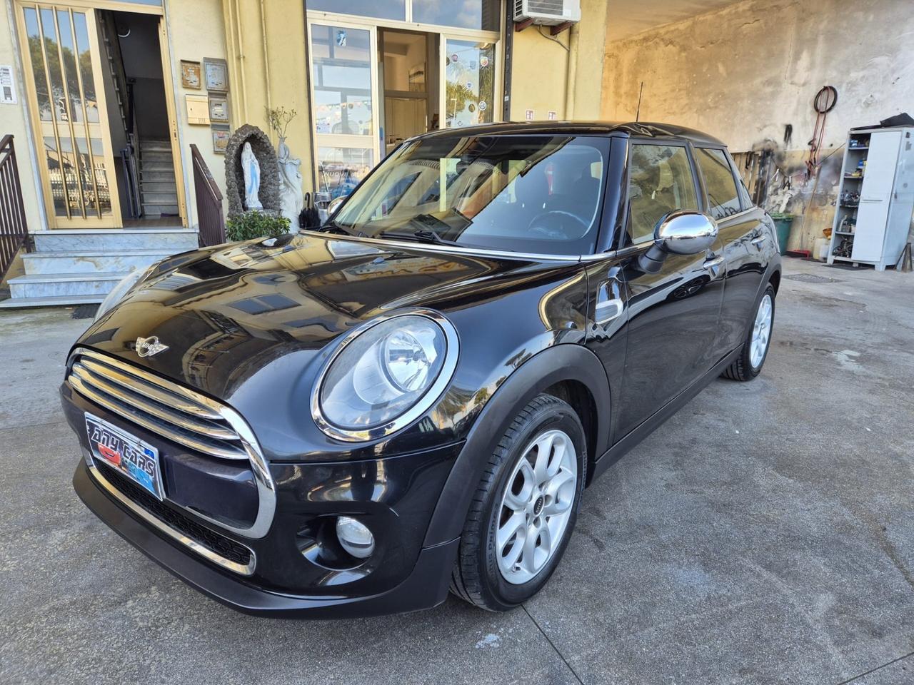 Mini Cooper 1.5 Cooper 5 porte 136cv