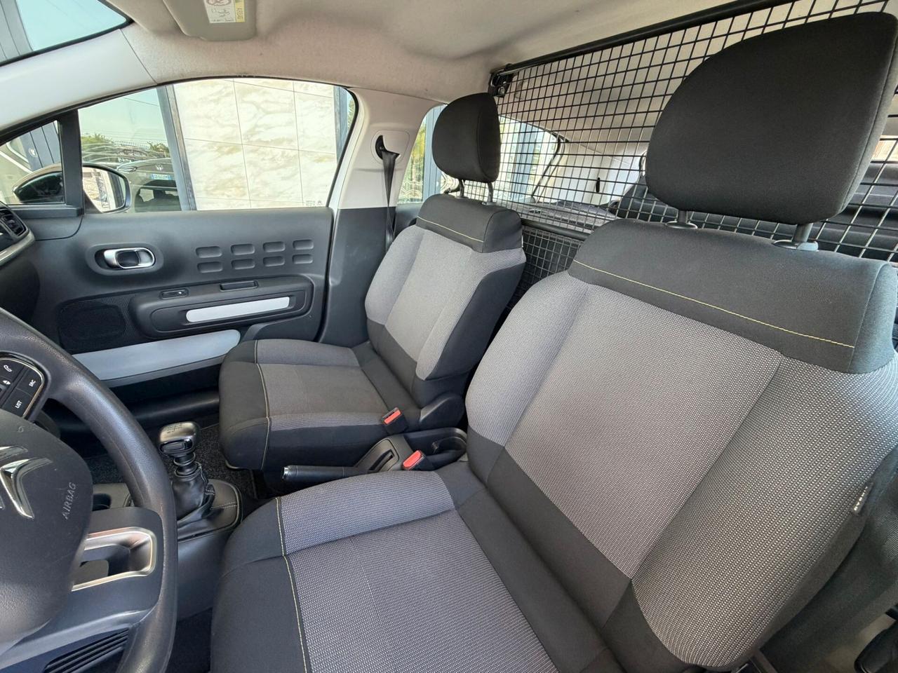 Citroen C3 BlueHDi 100 S&S Van Feel - 2 POSTI