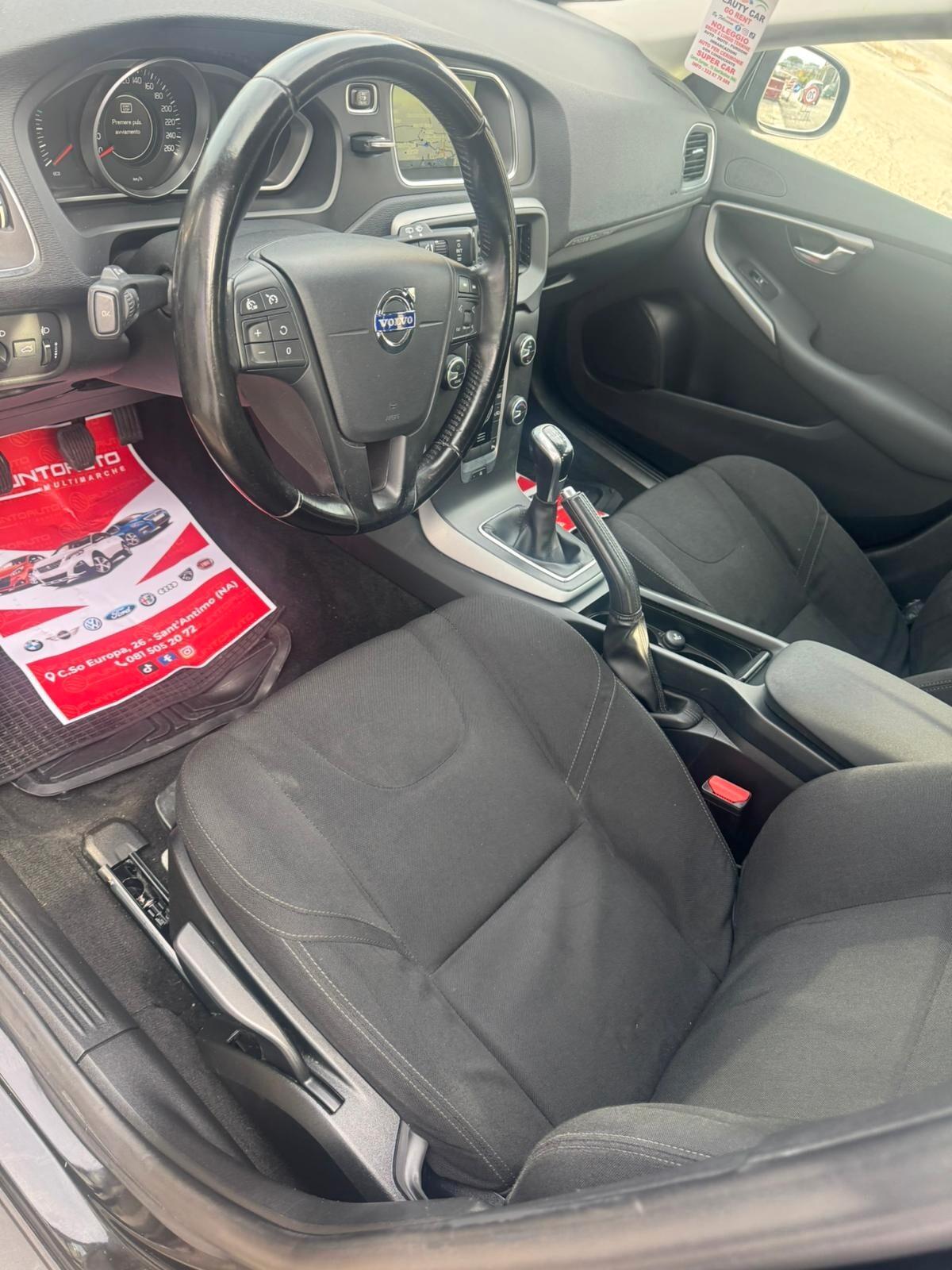 Volvo V40 Cross Country D2 1.6 Summum s/b-xeno