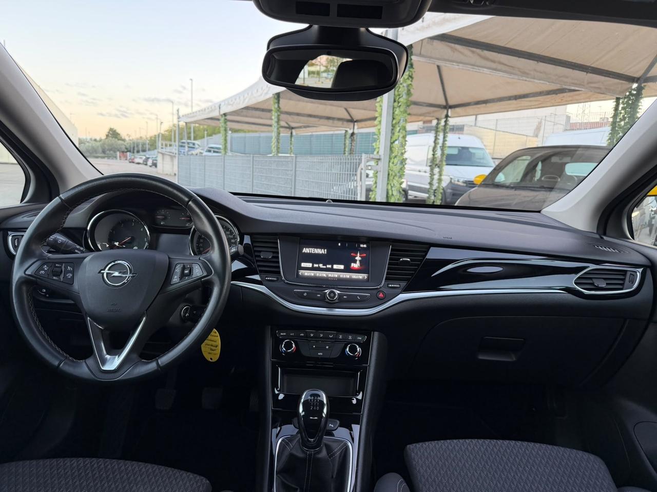 Opel Astra 1.6 CDTi 136CV Berlina nuova garanzia12m