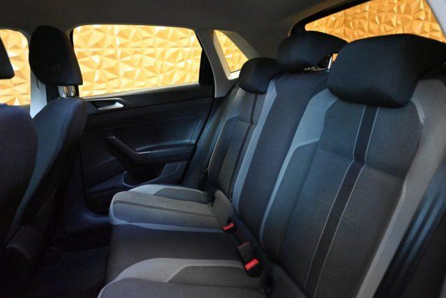 VOLKSWAGEN Polo Business 1.0 TGI 5p.R-LINE BMT NAVI PDC 16"CARPLAY