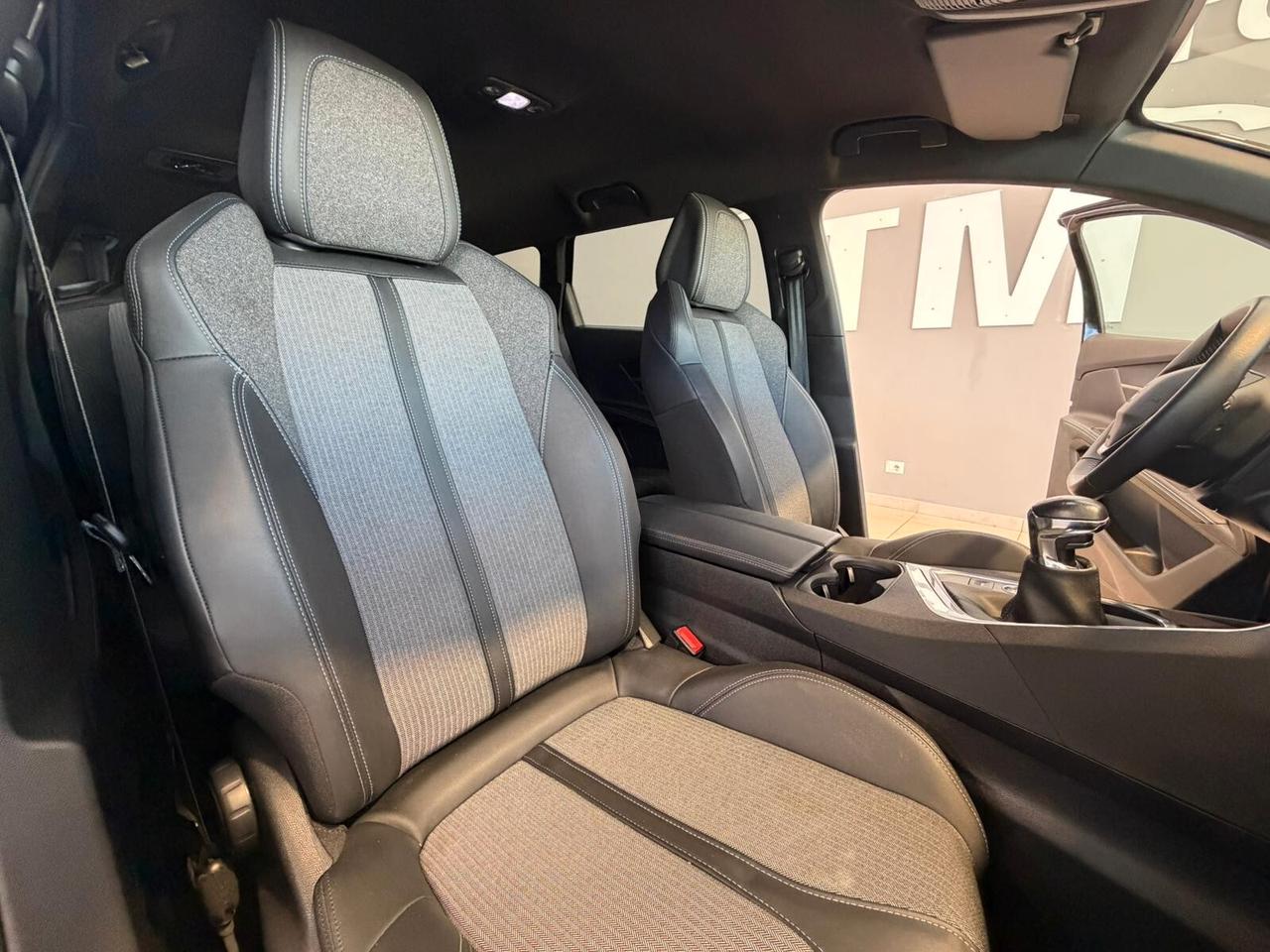 Peugeot 5008 PureTech Turbo 130 S&S Allure Pack