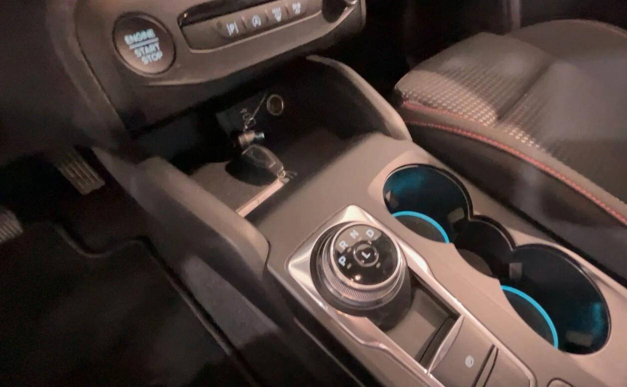 Ford Focus 1.5TDCI 115 CV automatico ST-Line PREZZO VERO